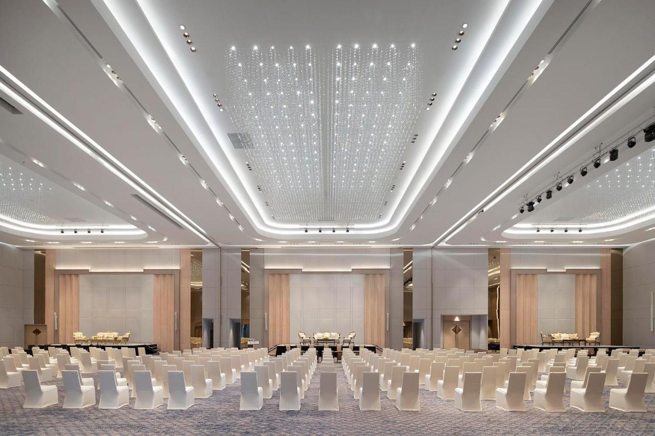 Asawin Grand Convention Hotel Banguecoque Exterior foto