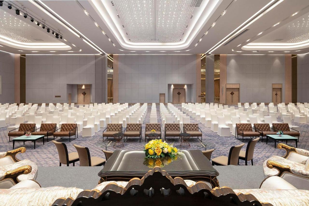 Asawin Grand Convention Hotel Banguecoque Exterior foto